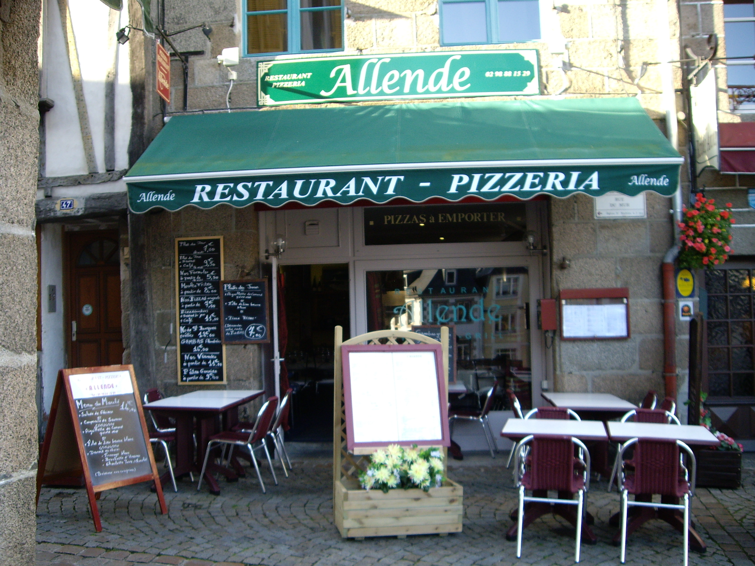 Allende Restaurant Pizzeria Grill