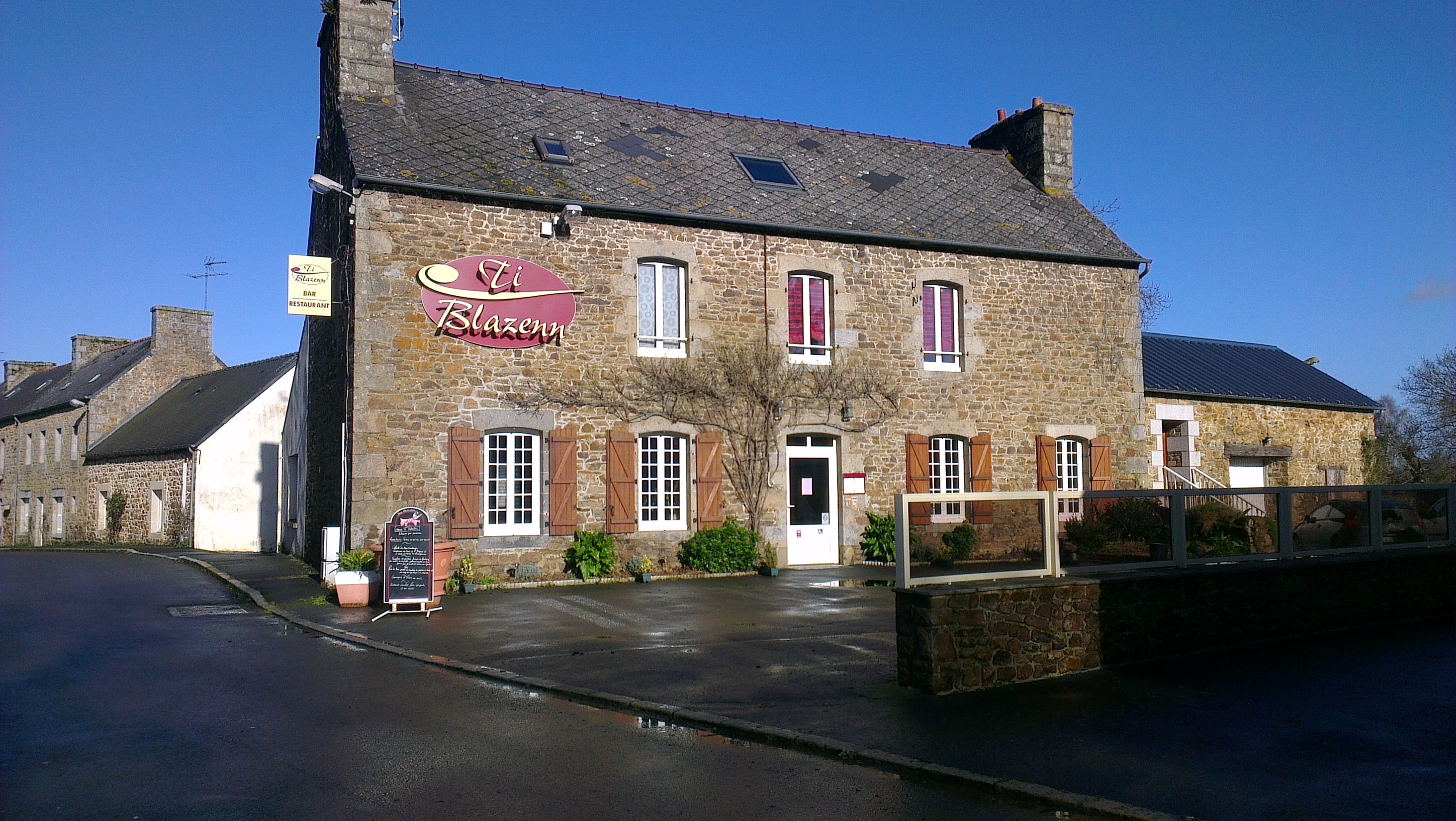 Restaurant Restaurant Ti Blazenn à Saint-Jean-Kerdaniel