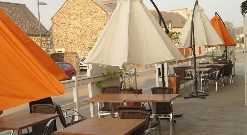 Restaurant Restaurant Le Commerce à La Gouesnière