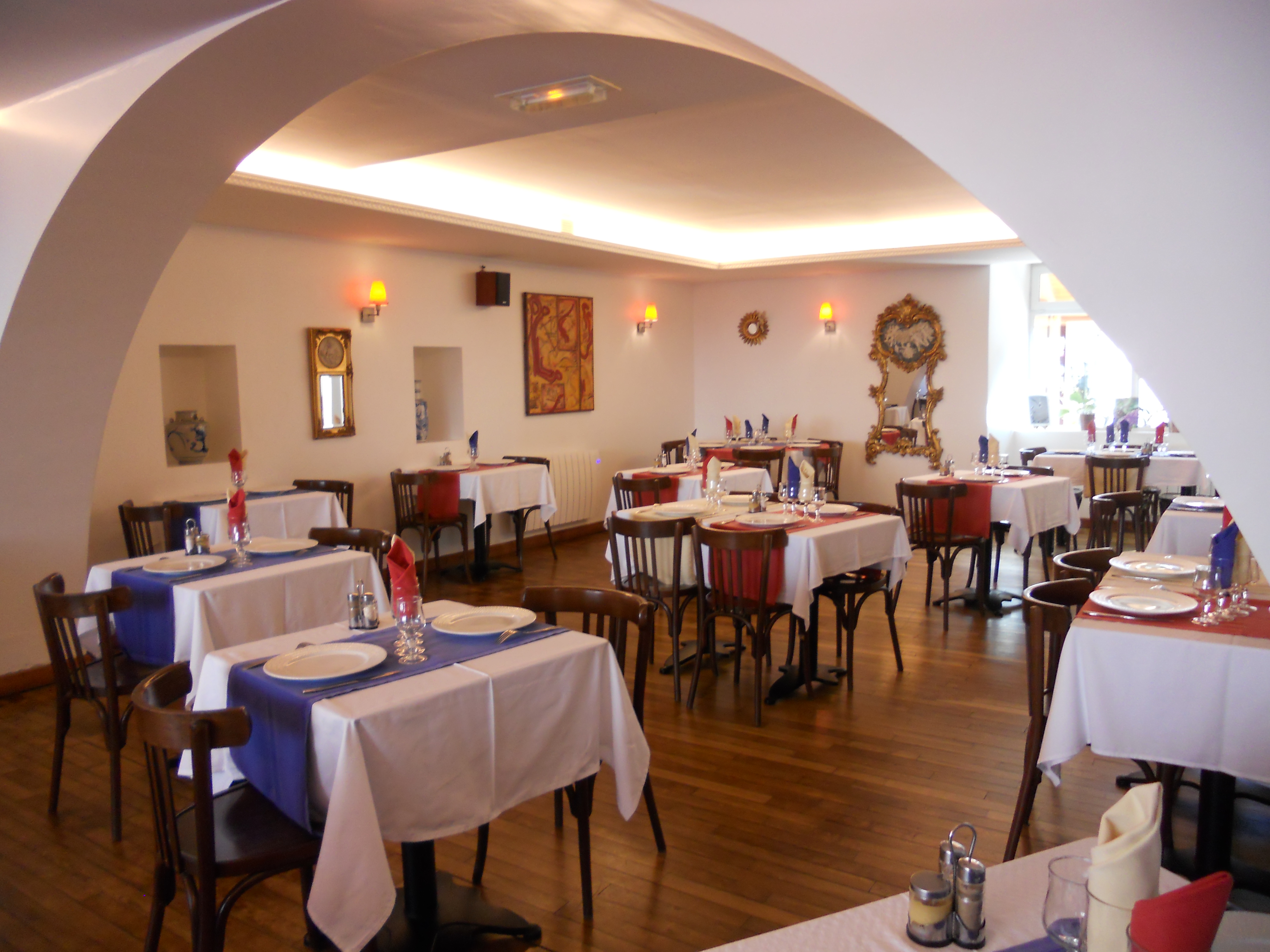 Hôtel-Restaurant "Le Bretagne"